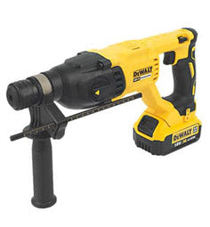 HITACHI ROTARY HAMMER DRILL 24MM 730W